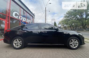 Седан Kia K5 2016 в Одессе