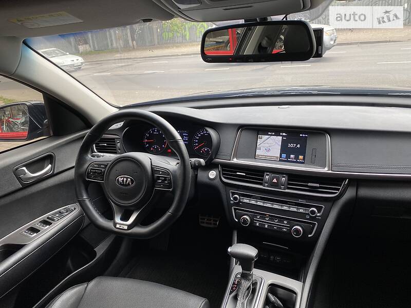 Седан Kia K5 2016 в Одесі