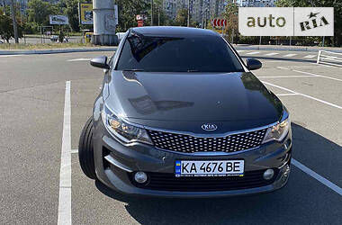 Седан Kia K5 2015 в Києві