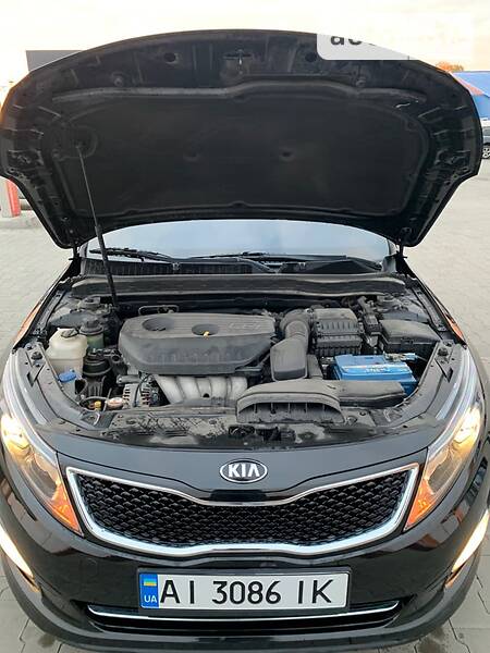 Седан Kia K5 2014 в Барышевке