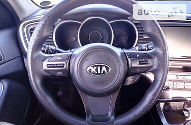 Седан Kia K5 2014 в Луцке