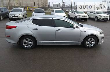 Седан Kia K5 2014 в Черкассах