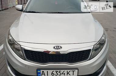 Kia K5 2011