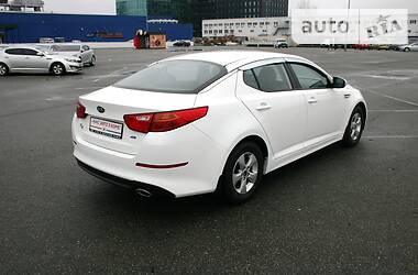 Седан Kia K5 2014 в Києві