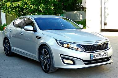 Седан Kia K5 2014 в Тернополе