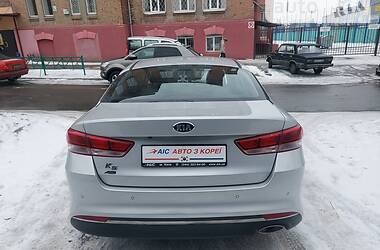 Седан Kia K5 2016 в Харькове