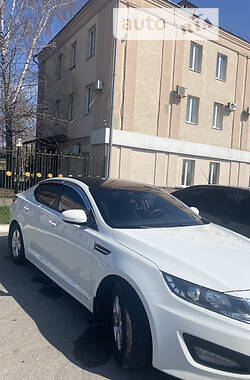 Седан Kia K5 2013 в Полтаве