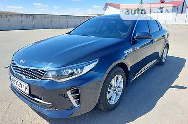 Седан Kia K5 2017 в Виннице