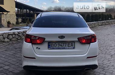 Седан Kia K5 2014 в Тернополе