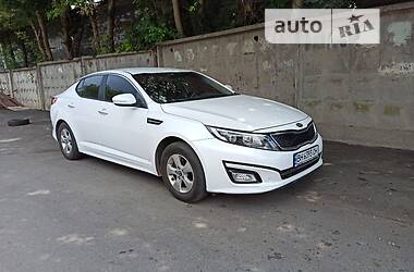 Седан Kia K5 2015 в Одессе