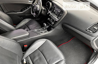 Седан Kia K5 2014 в Сокалі