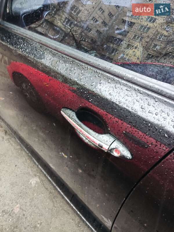 Седан Kia K5 2014 в Киеве