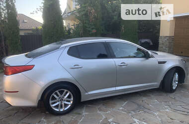 Седан Kia K5 2013 в 
