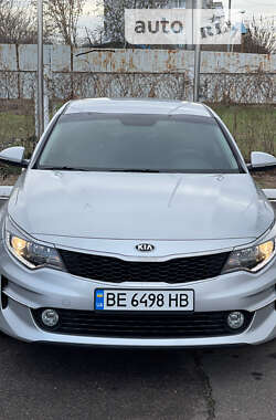 Седан Kia K5 2016 в Николаеве