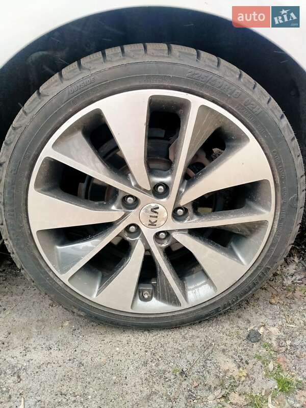 Седан Kia K5 2015 в Барышевке фото 42 Седан Kia K5 2015 в Барышевке