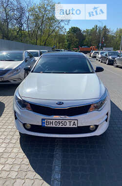 Седан Kia K5 2016 в Одесі