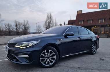 Седан Kia K5 2018 в Харькове