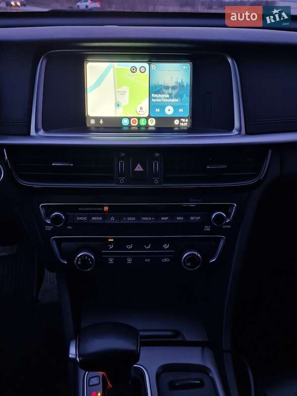 Седан Kia K5 2018 в Харькове