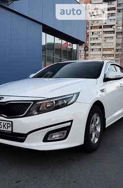 Kia K5 2015