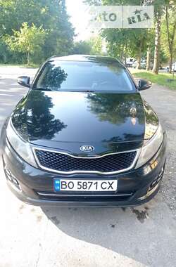 Седан Kia K5 2013 в Тернополе