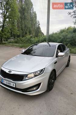 Седан Kia K5 2012 в Полтаве