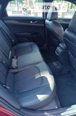 Седан Kia K5 2020 в Києві