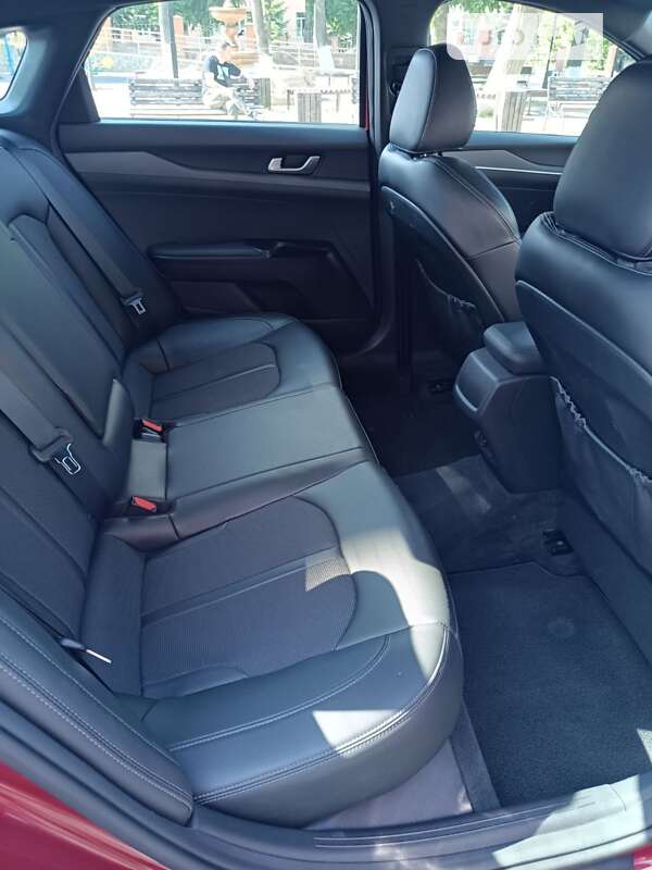 Седан Kia K5 2020 в Киеве