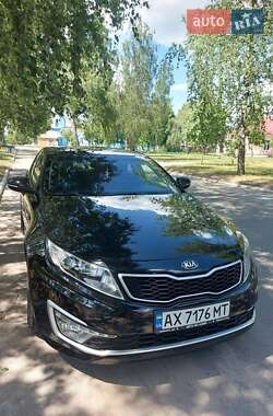 Седан Kia K5 2011 в Харькове