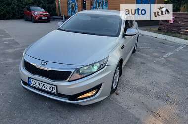 Седан Kia K5 2012 в Харькове