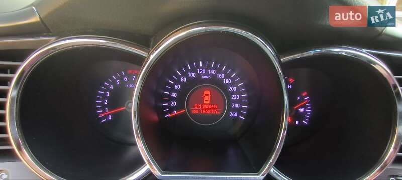 Седан Kia K5 2013 в Баштанці