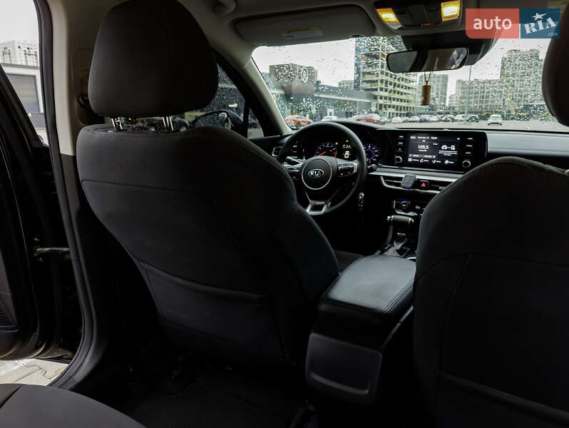 Седан Kia K5 2020 в Киеве фото 23 Седан Kia K5 2020 в Киеве