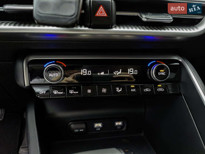 Седан Kia K5 2020 в Киеве фото 20 Седан Kia K5 2020 в Киеве