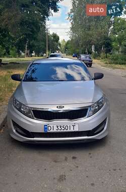 Kia K5 2011