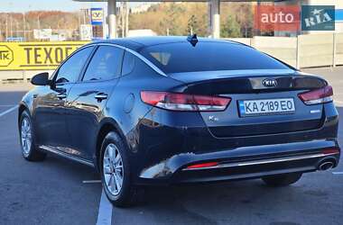 Седан Kia K5 2017 в Тернополе