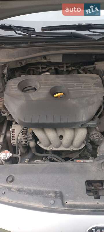 Седан Kia K5 2016 в Киеве