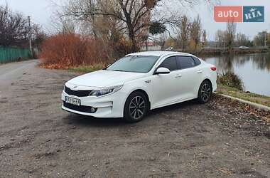 Седан Kia K5 2016 в Києві