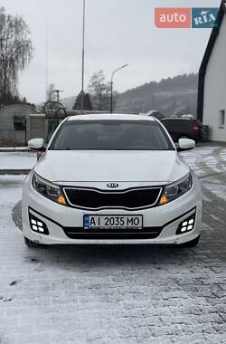 Седан Kia K5 2015 в Києві