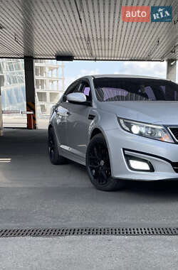 Седан Kia K5 2014 в Кропивницком