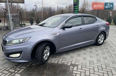 Седан Kia K5 2010 в Полтаві