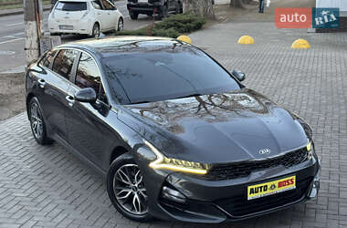 Седан Kia K5 2019 в 