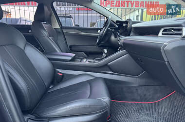 Седан Kia K5 2019 в 