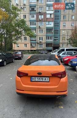 Седан Kia K5 2013 в Кривому Розі