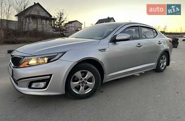 Седан Kia K5 2014 в Киеве