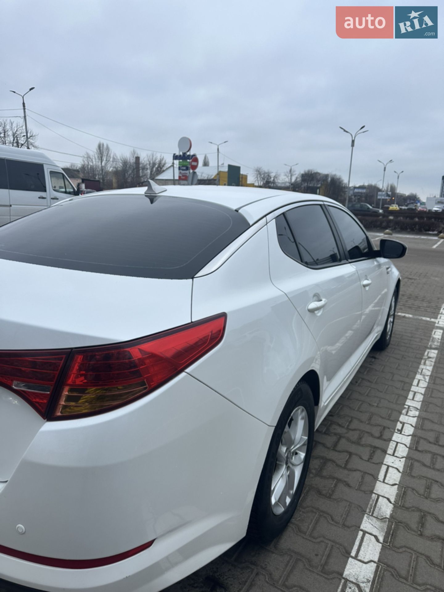 2011 Kia K5 - мініатюра 9