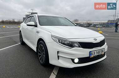 Седан Kia K5 2015 в Києві