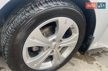 Седан Kia K5 2015 в 