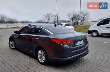 Седан Kia K5 2013 в Одесі