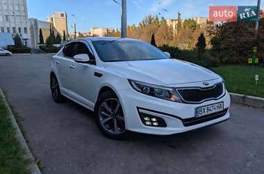 Седан Kia K5 2013 в Хмельницком