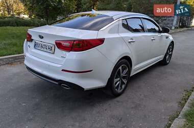 Седан Kia K5 2013 в Хмельницком