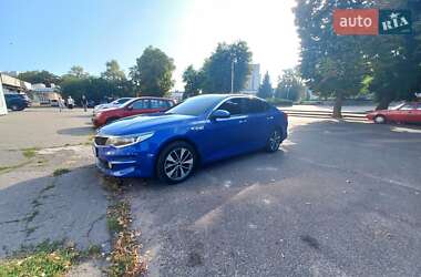 Седан Kia K5 2016 в 